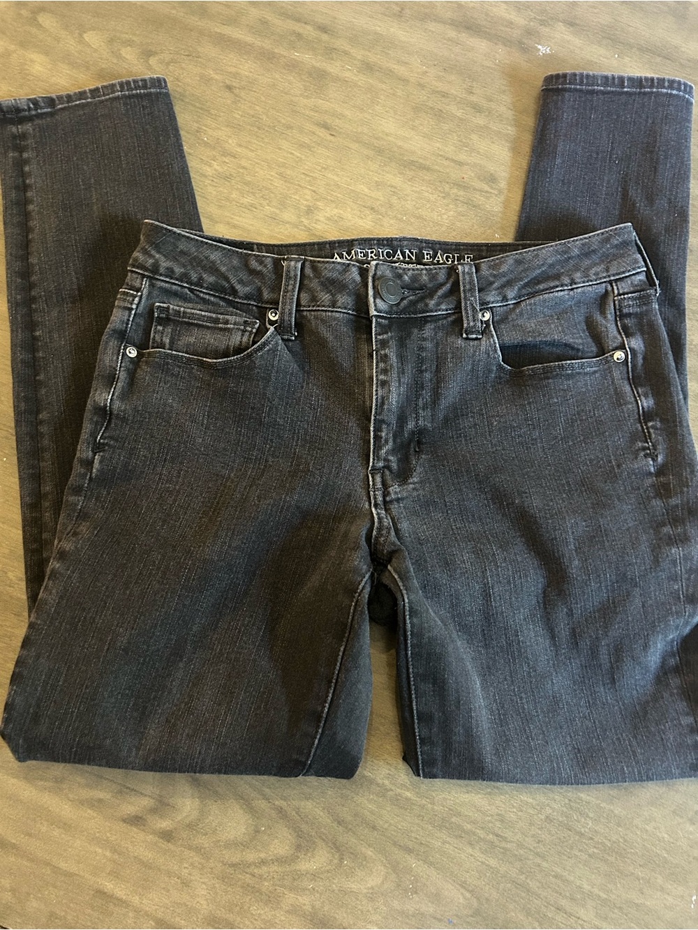 American Eagle Outfitters Women’s Dark Gray Skinny Jeans